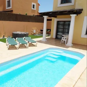 Villas Brujula Company Villa